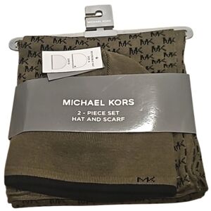 NEW! MICHAEL KORS Men's Knit Scarf & Hat 2pc. Set.